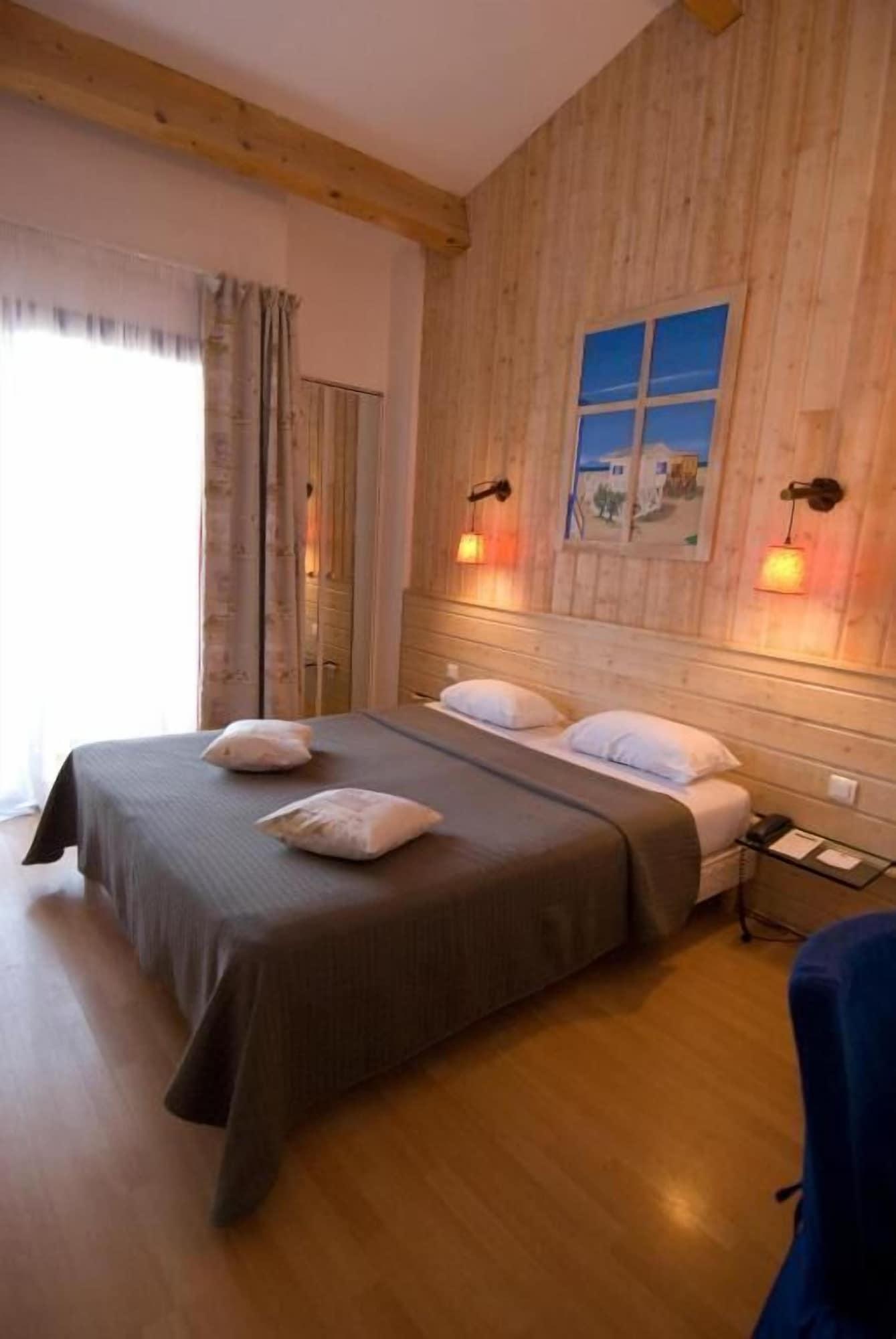Hotel Le Phoebus Garden & Spa Gruissan Εξωτερικό φωτογραφία